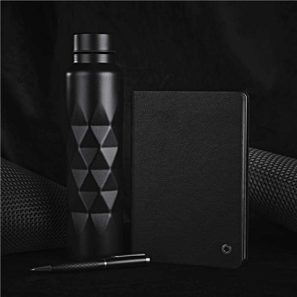 GF AV 1310 B LIFESTYLE NO LOGO