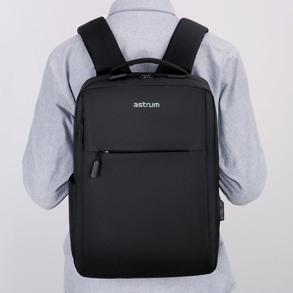 LB200 15" Oxford Laptop Backpack with USB