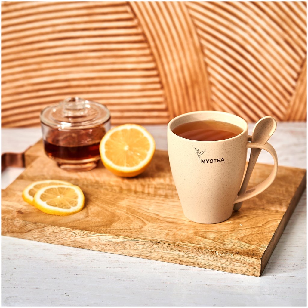 MUG 6710 LIFESTYLE 02